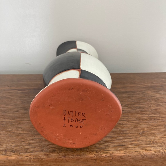 Michael Lamar - Butter Toast Pottery Black and White Checkered Vase - Picture 9 of 14